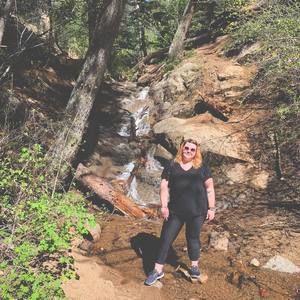 Meet your Posher, Bea